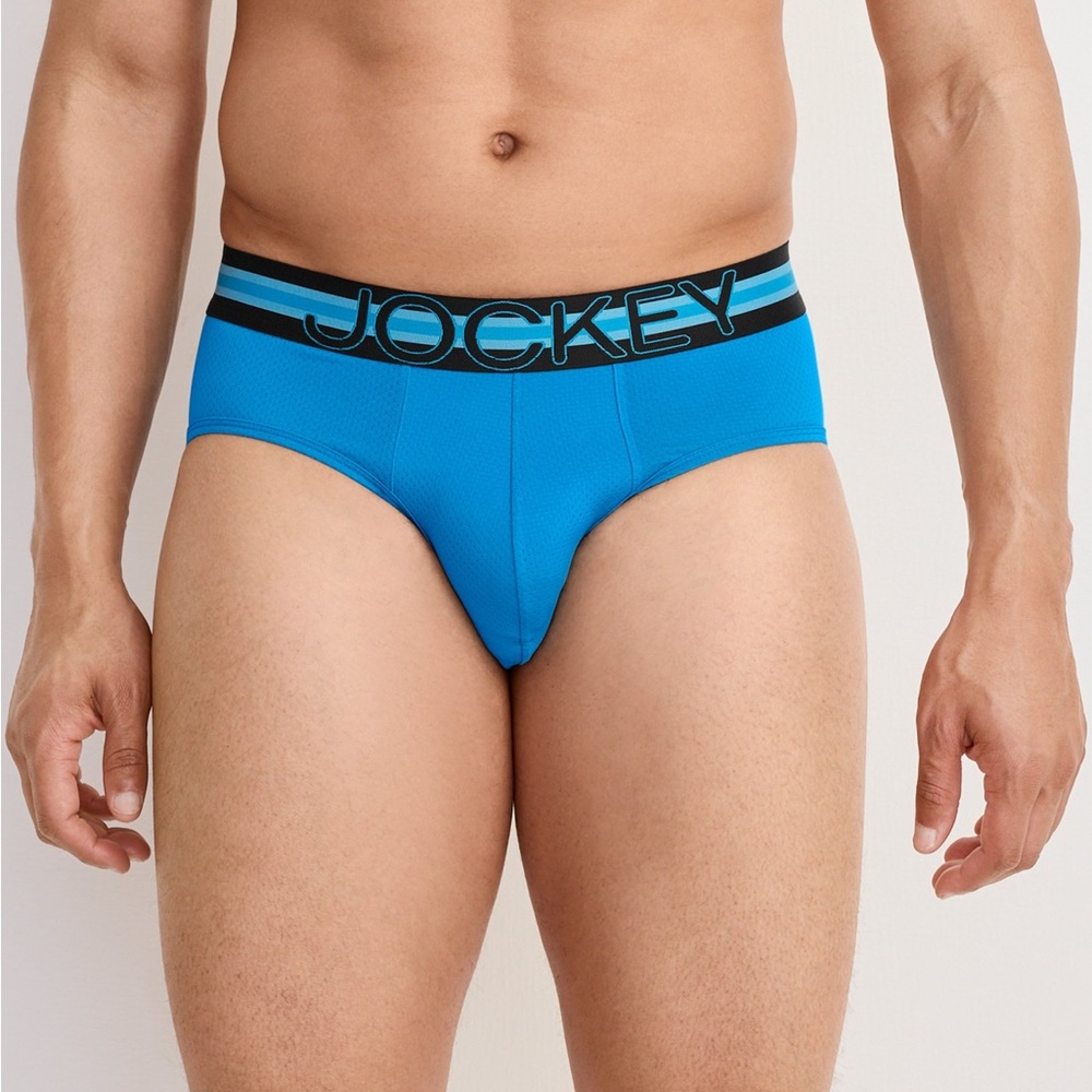 Jockey Men's Vibrant Blue Briefs